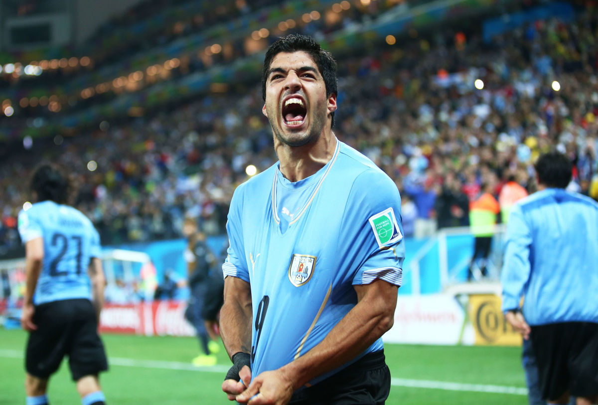 uruguay-v-england-group-d-2014-fifa-world-cup-brazil-5d18975caca449c0cc000001.jpg