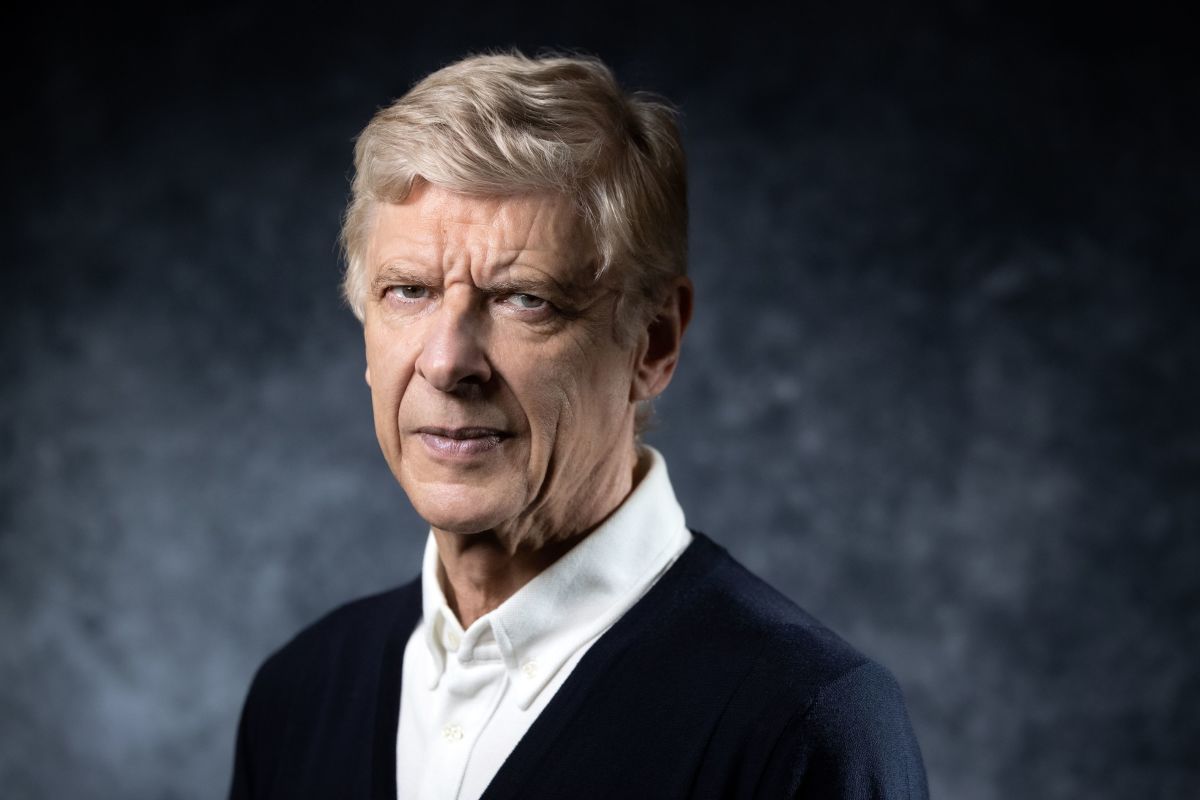 topshot-france-fbl-fra-wenger-portrait-5d7524e5ccd33ebbba000001.jpg