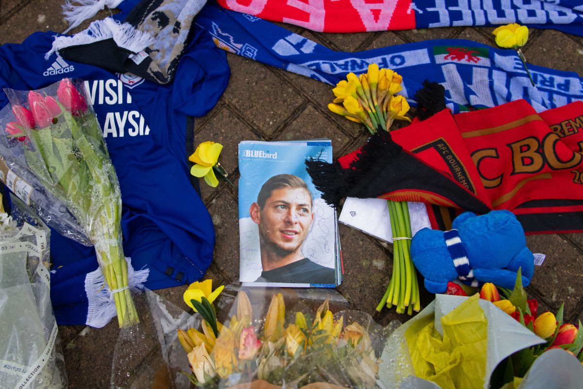 tributes-are-made-to-cardiff-city-s-emiliano-sala-5c62f4e2a83739554f000001.jpg