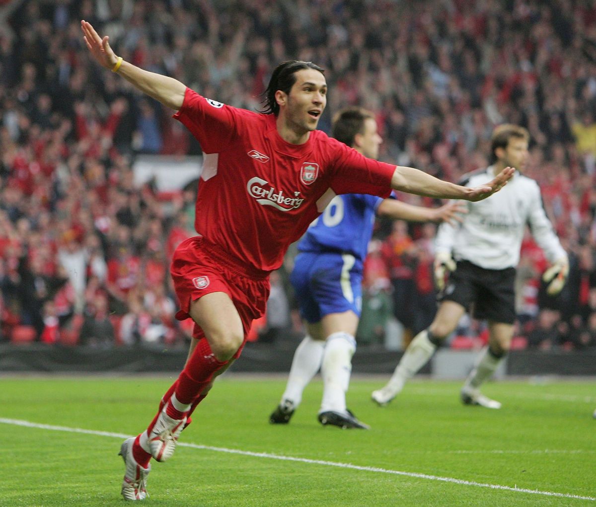 uefa-champions-league-semi-final-liverpool-v-chelsea-5cc83b987c853e24cd000001.jpg