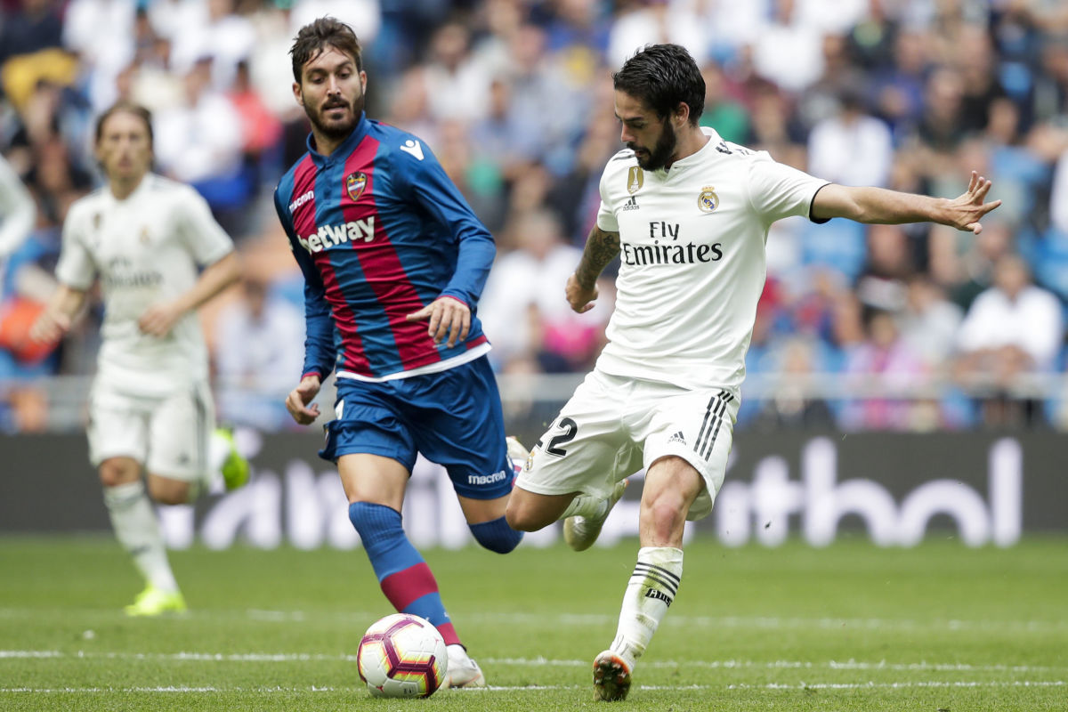real-madrid-v-levante-la-liga-santander-5c70195bf132d977e4000003.jpg