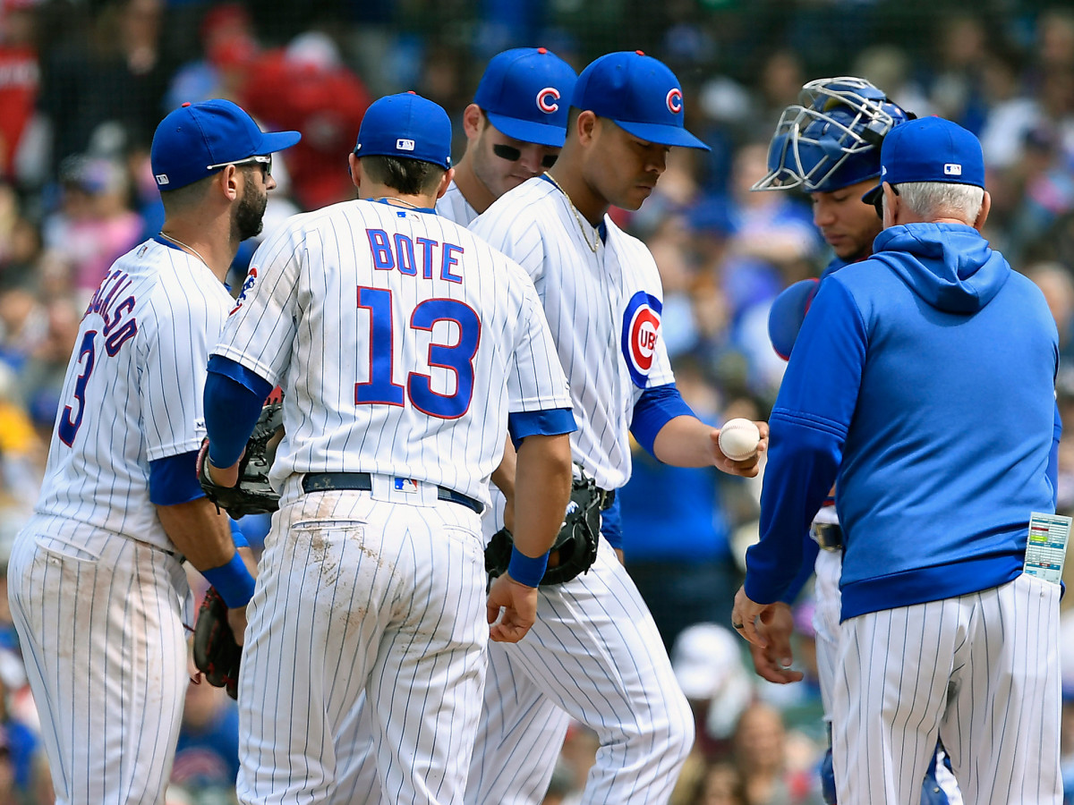 chicago-cubs-pitching-change.jpg
