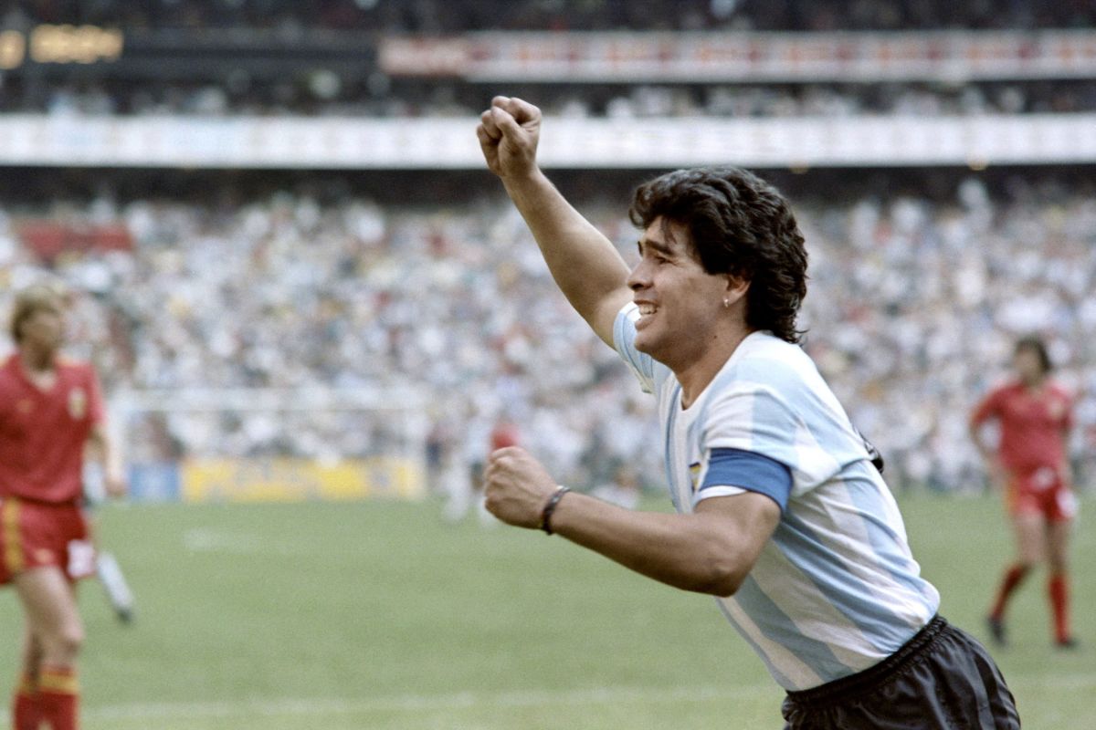 world-cup-1986-arg-belg-maradona-5cc8591be708f1f5c700000b.jpg