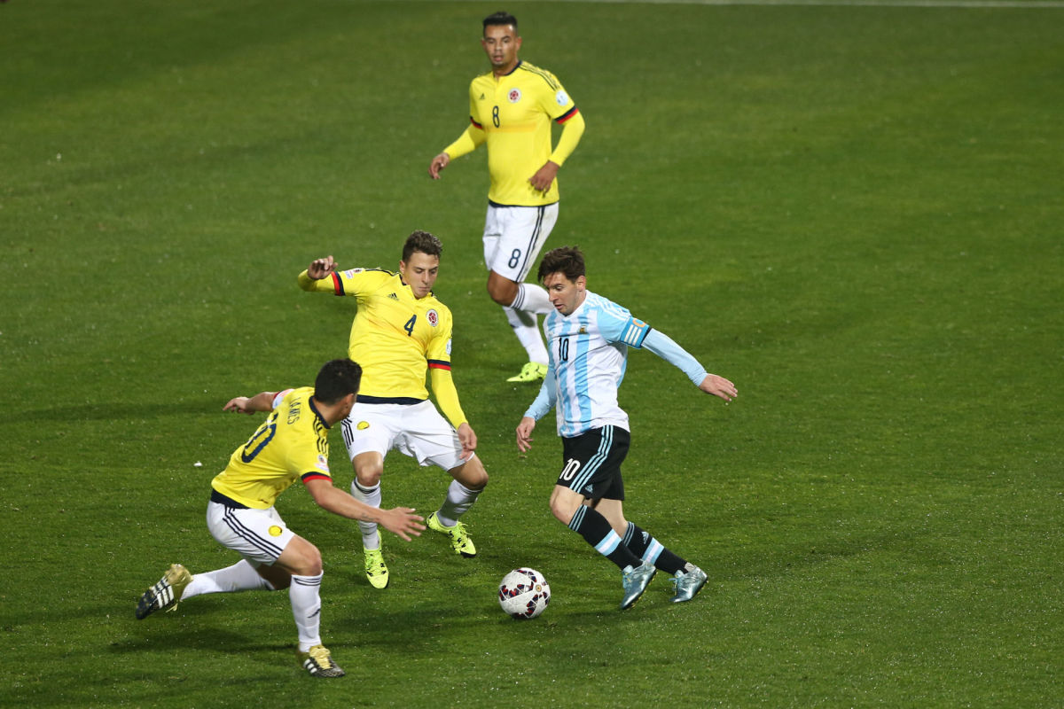 argentina-v-colombia-quarter-final-2015-copa-america-chile-5d013e686f5e02d598000007.jpg
