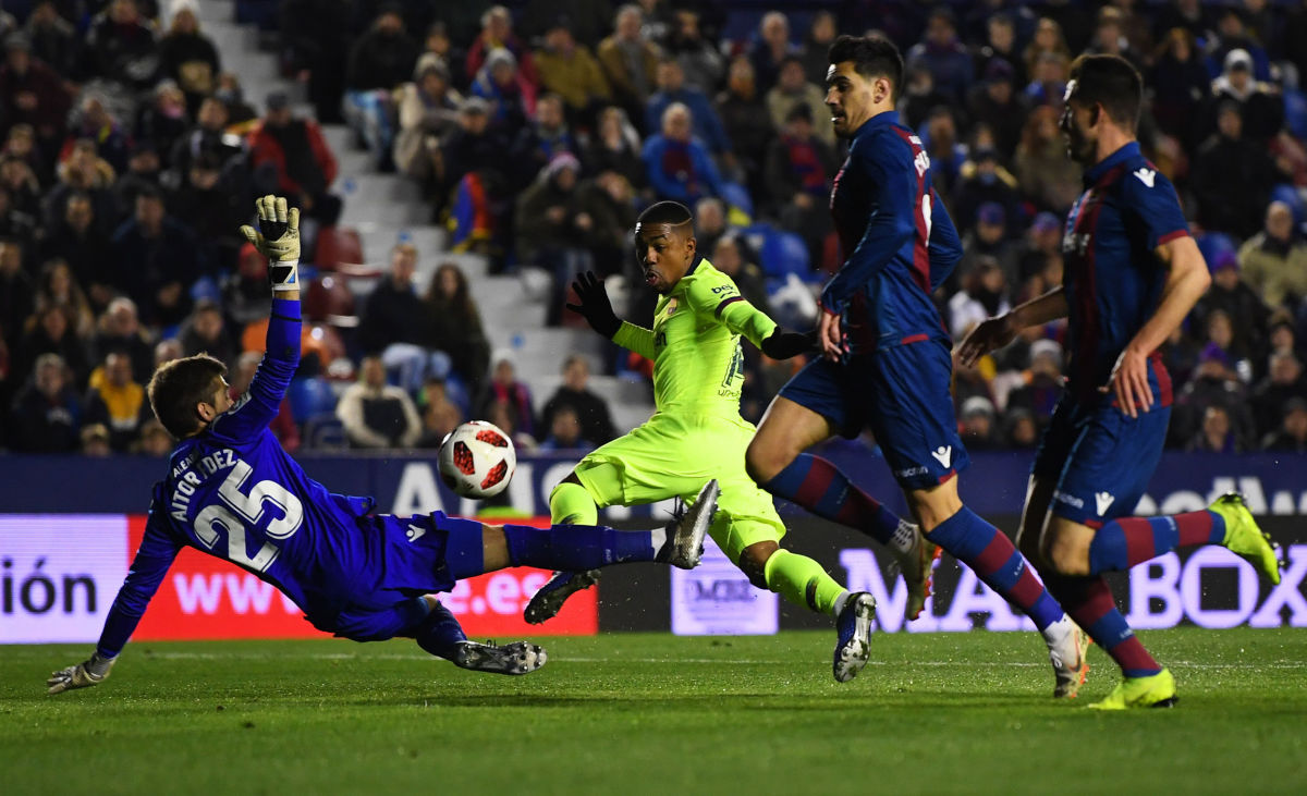 levante-v-fc-barcelona-copa-del-rey-round-of-16-5c503813a5c40fb70100002d.jpg