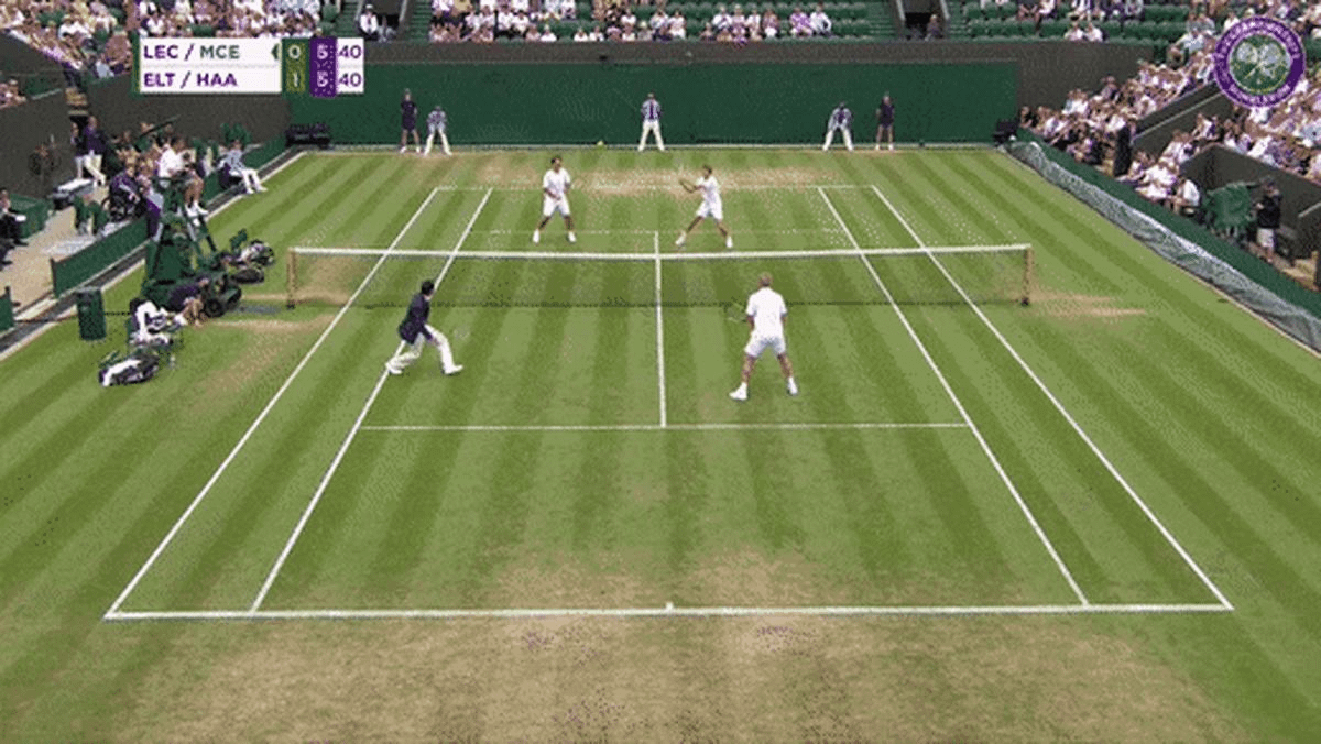 wimbledon-umpire.gif