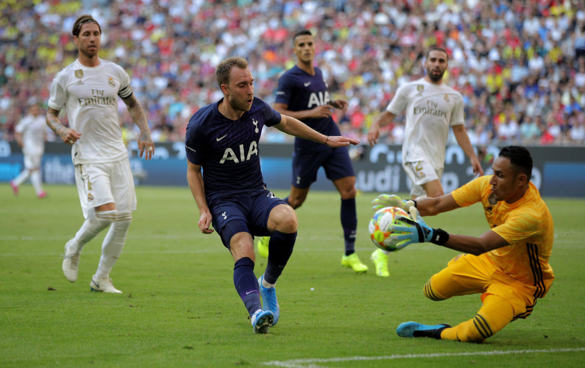 real-madrid-v-tottenham-hotspur-audi-cup-2019-semi-final-5d5fa9888bde01b2d8000001.jpg