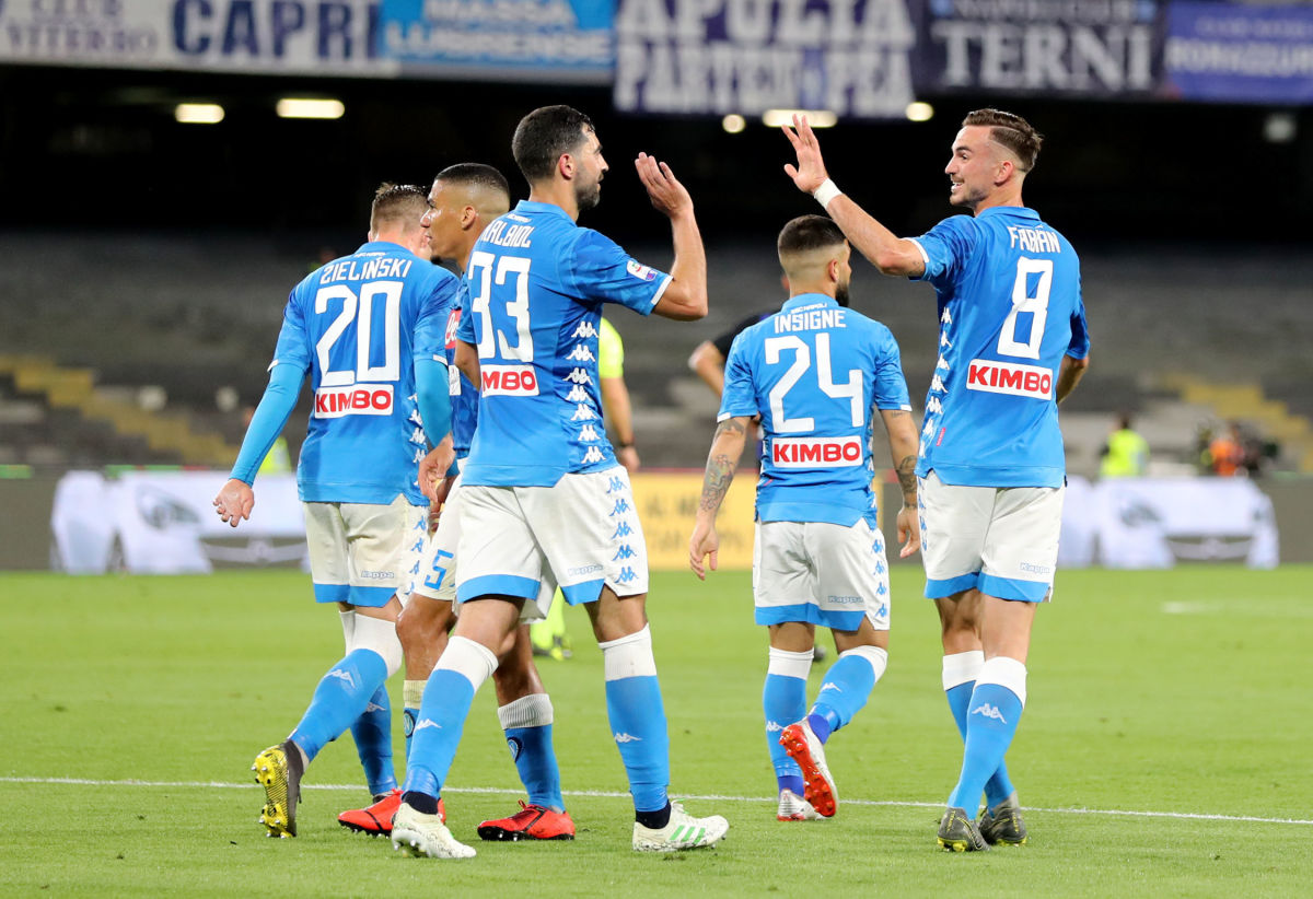 ssc-napoli-v-fc-internazionale-serie-a-5ce80f1eb8544d5ce6000001.jpg