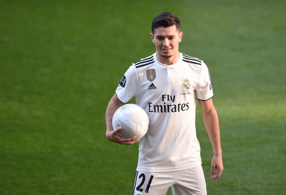 real-madrid-unveil-new-signing-brahim-diaz-5ca482d50f9be2097e000001.jpg