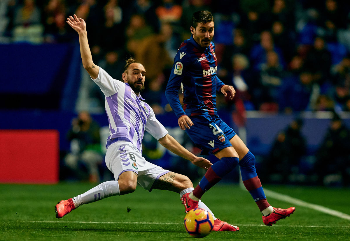 levante-ud-v-real-valladolid-cf-la-liga-5c52e725e37d34c62f000001.jpg