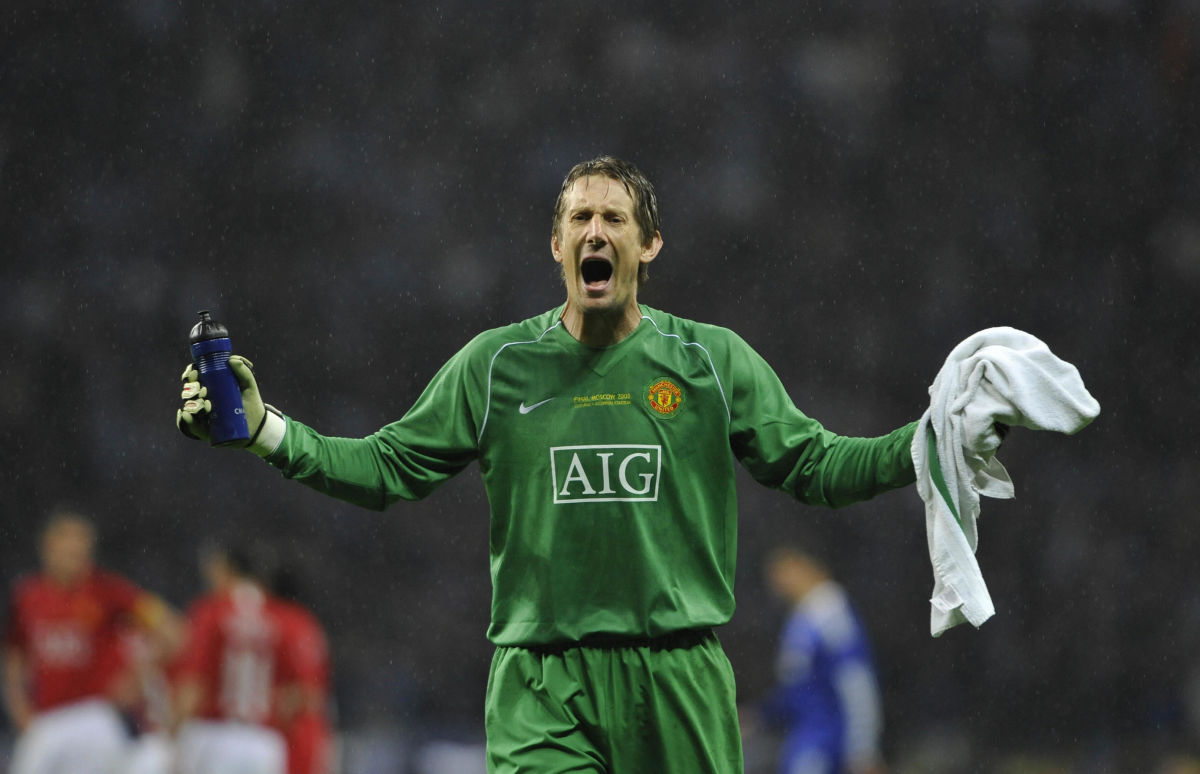 manchester-united-s-dutch-goalkeeper-edw-5c7fce80a67cca6a6a000001.jpg