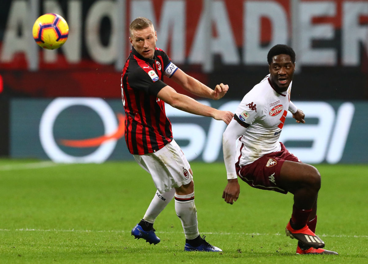 ac-milan-v-torino-fc-serie-a-5d0010e46f5e02c6b2000001.jpg