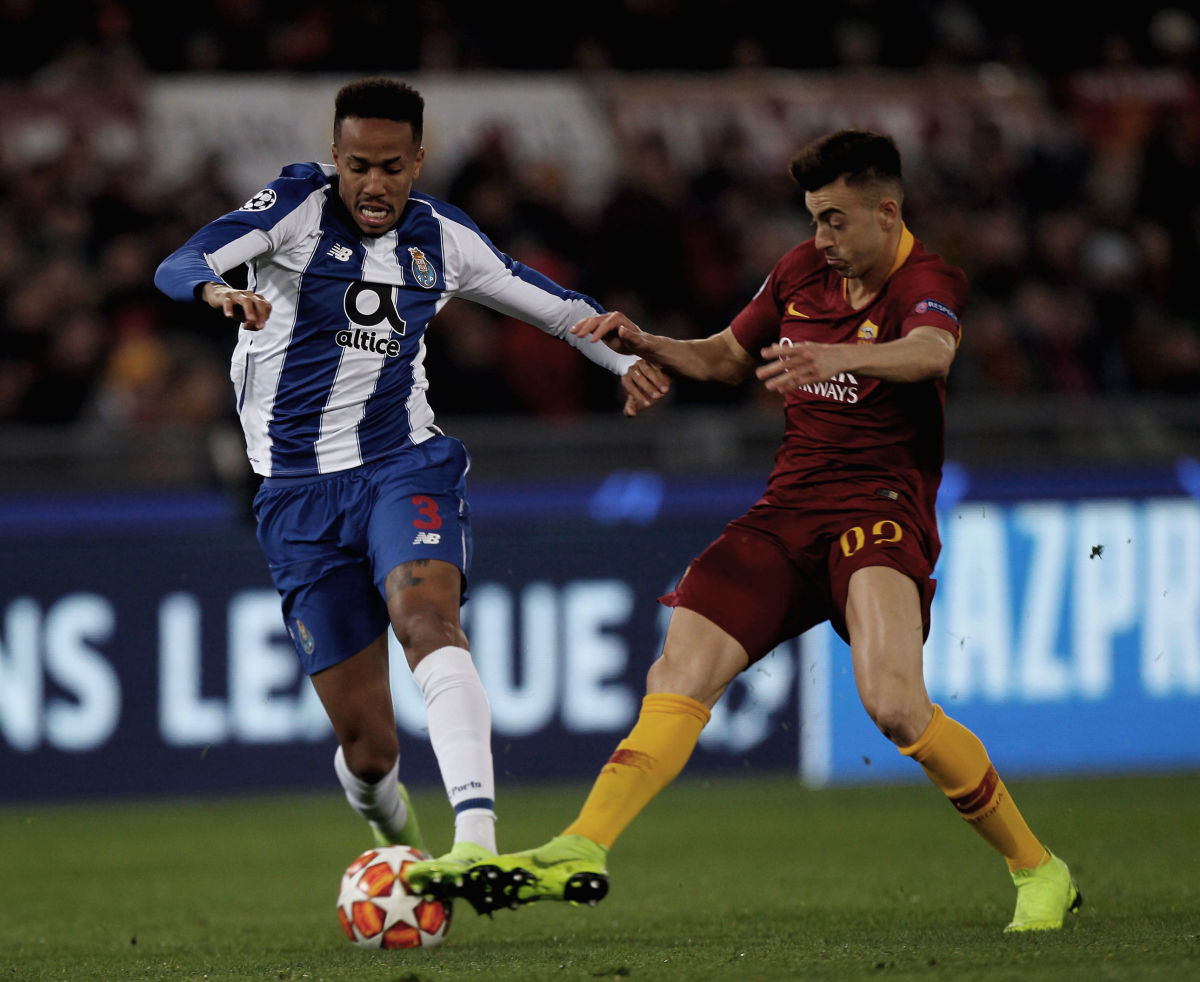 as-roma-v-fc-porto-uefa-champions-league-round-of-16-first-leg-5cab8429870952edec000001.jpg