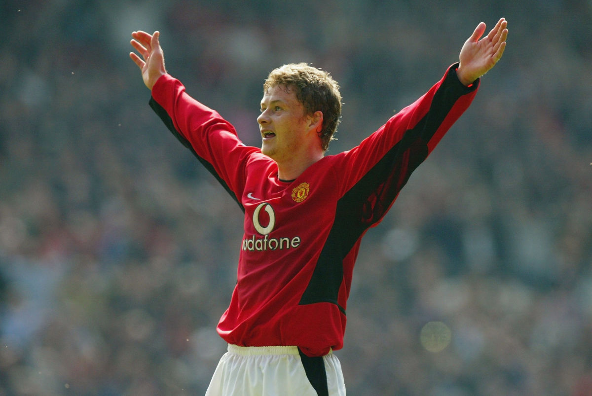 ole-gunnar-solskjaer-of-manchester-united-celebrates-scoring-the-fourth-goal-5c75281e66eb37710a000001.jpg