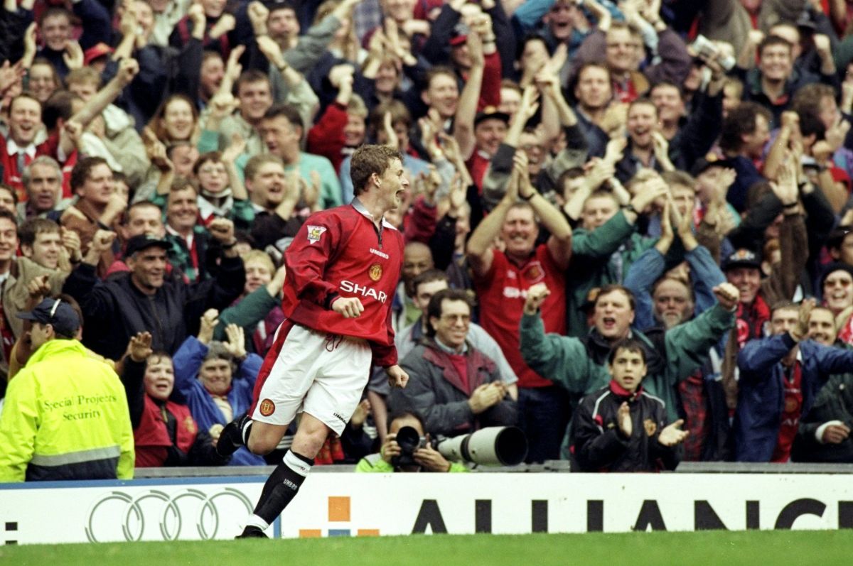 ole-gunnar-solskjaer-of-manchester-united-5c7527236235b9ce22000013.jpg