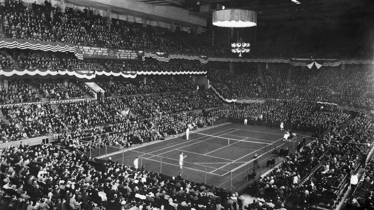 Suzanne Lenglen and Mary K. Browne face off for the first time at Madison Square Garden. 