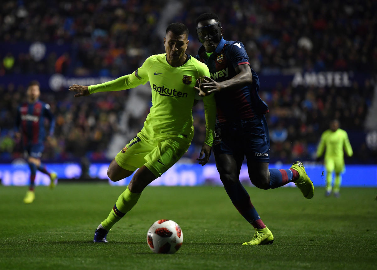 levante-v-fc-barcelona-copa-del-rey-round-of-16-5c419bf46242097a3c000001.jpg