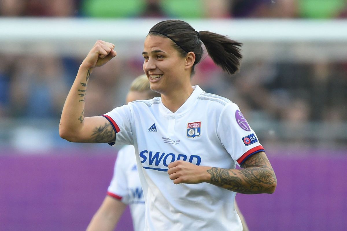 fbl-eur-c1-women-lyon-barcelona-5cee462386faeb0cce000001.jpg