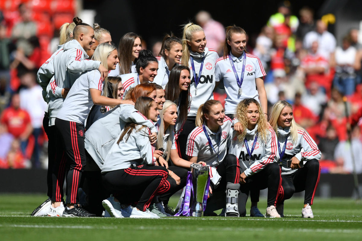 Manchester United v Cardiff City - Premier League
