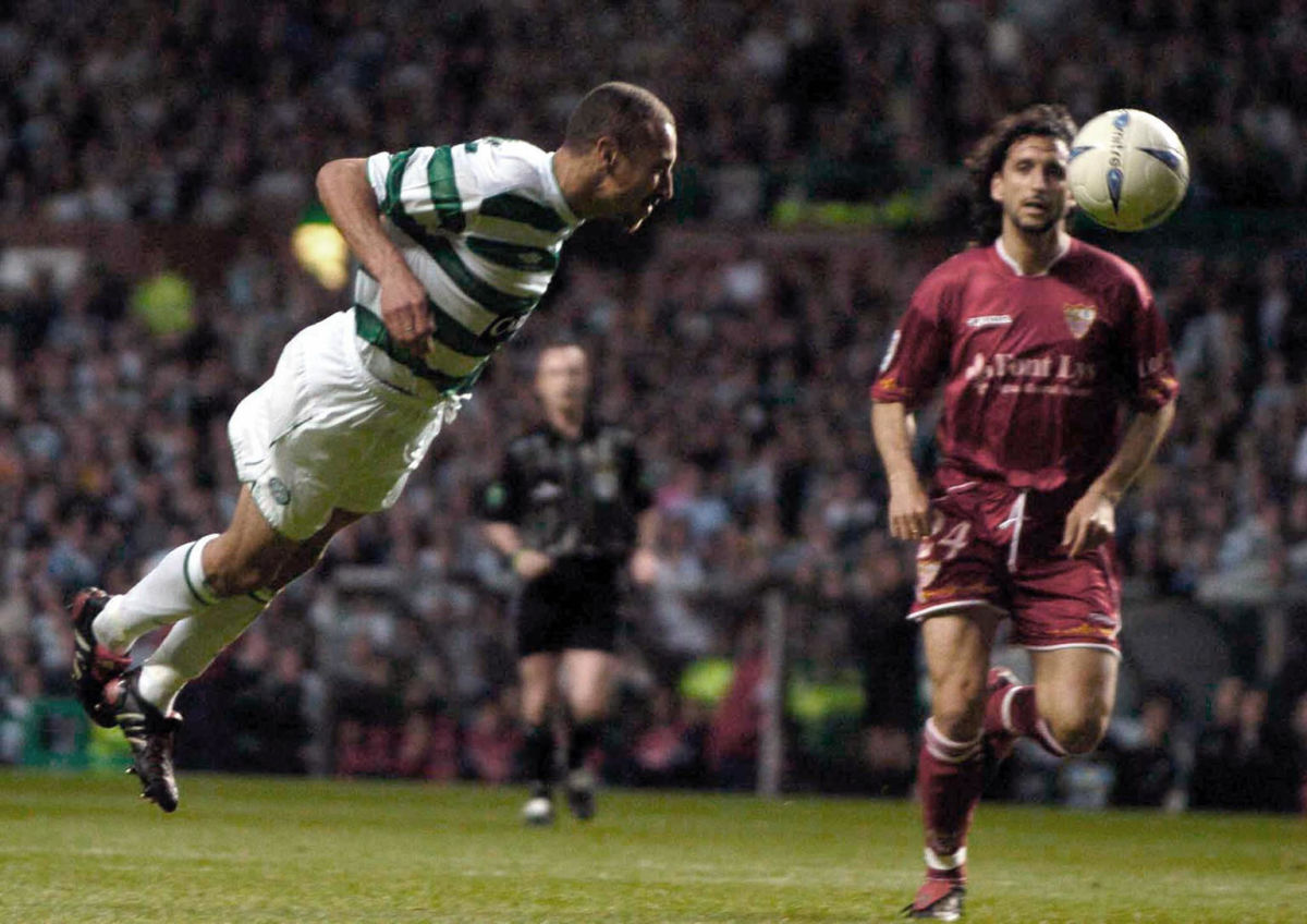 henrik-larsson-just-fails-to-score-in-hi-5d231ed8269a001ff7000001.jpg