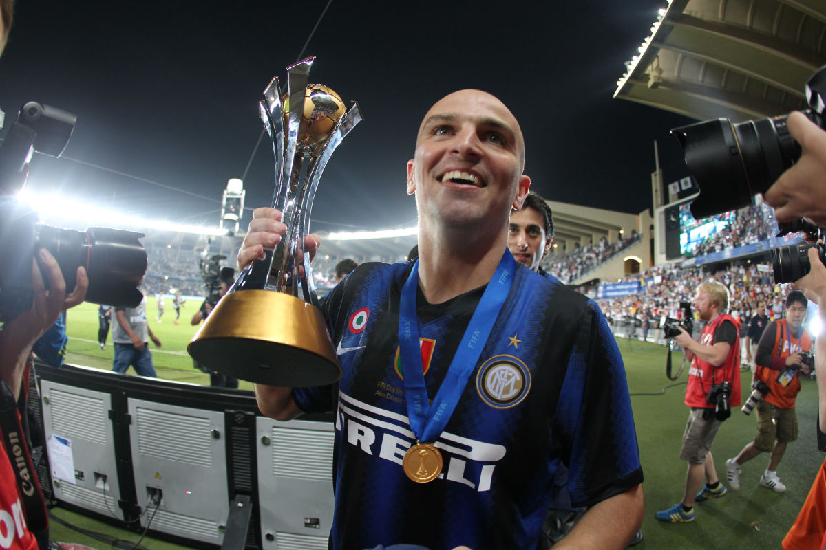 inter-milan-s-argentine-midfielder-esteb-5d2320fdcbdf715da7000010.jpg