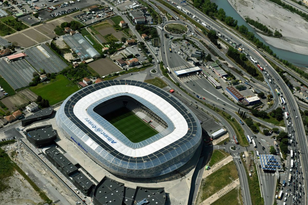 FBL-EURO-2016-STADIUM-AERIAL-NICE