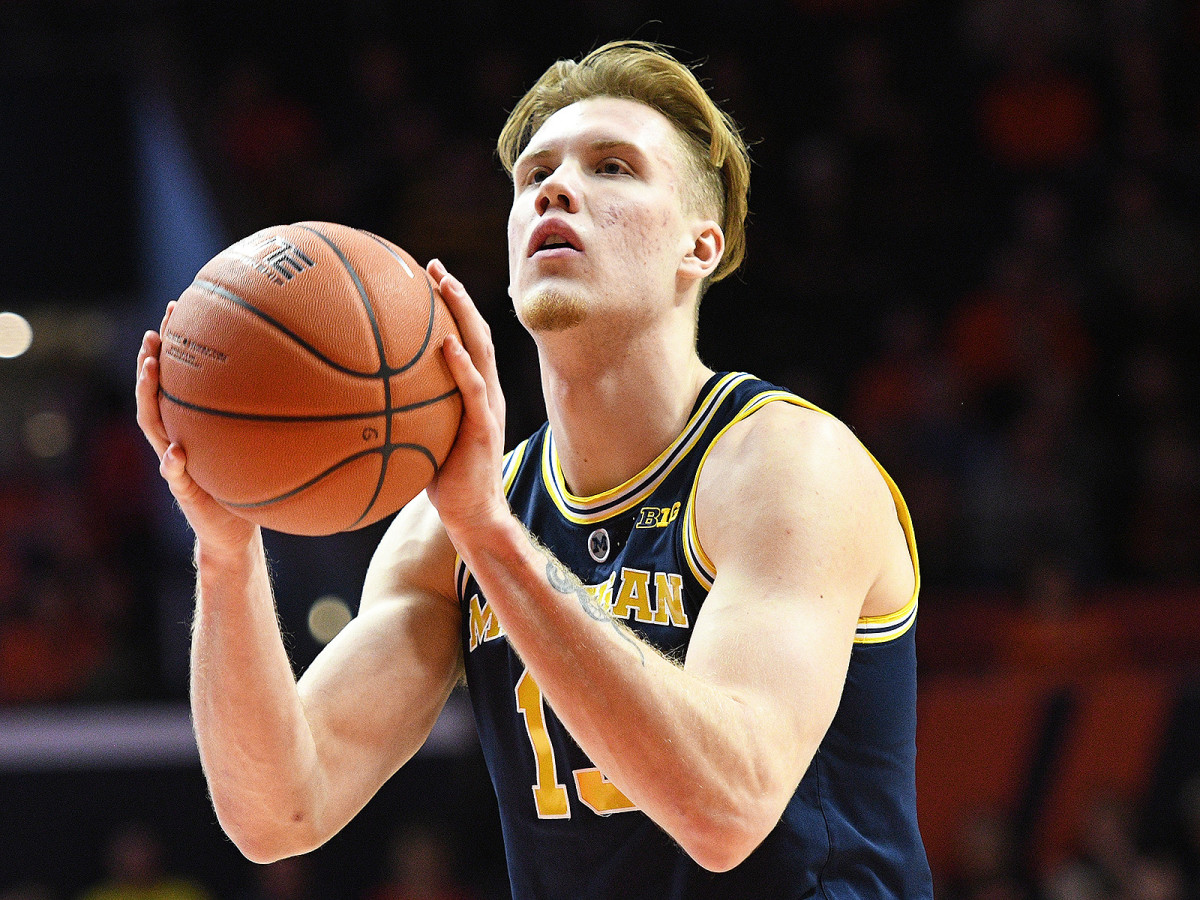michigan-ignas-brazdeikis-midweek-rebound-chat.jpg