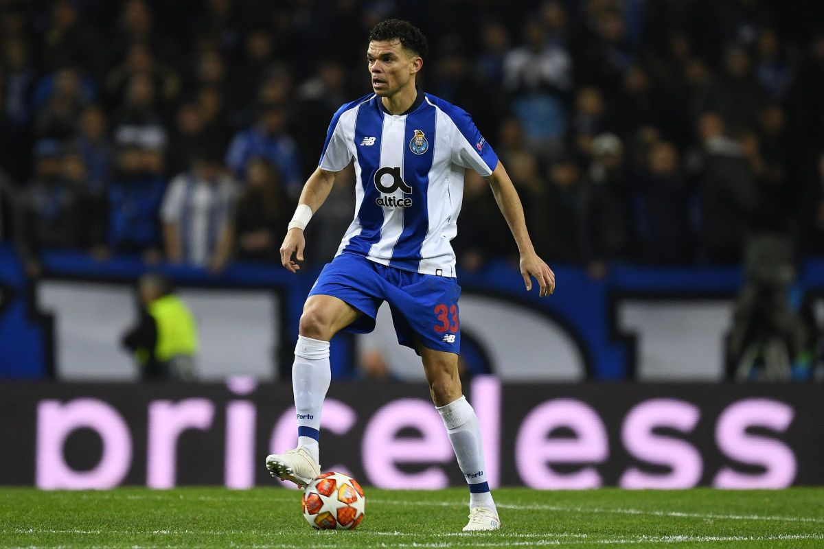 fc-porto-v-as-roma-uefa-champions-league-round-of-16-second-leg-5cefa637842ad5af23000014.jpg
