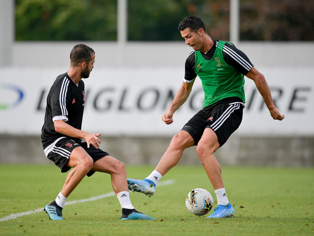 ronaldo-juventus-training-season.jpg