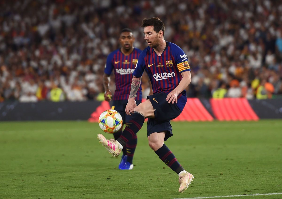 barcelona-v-valencia-spanish-copa-del-rey-final-5d4456d36bb6c3e49f000001.jpg