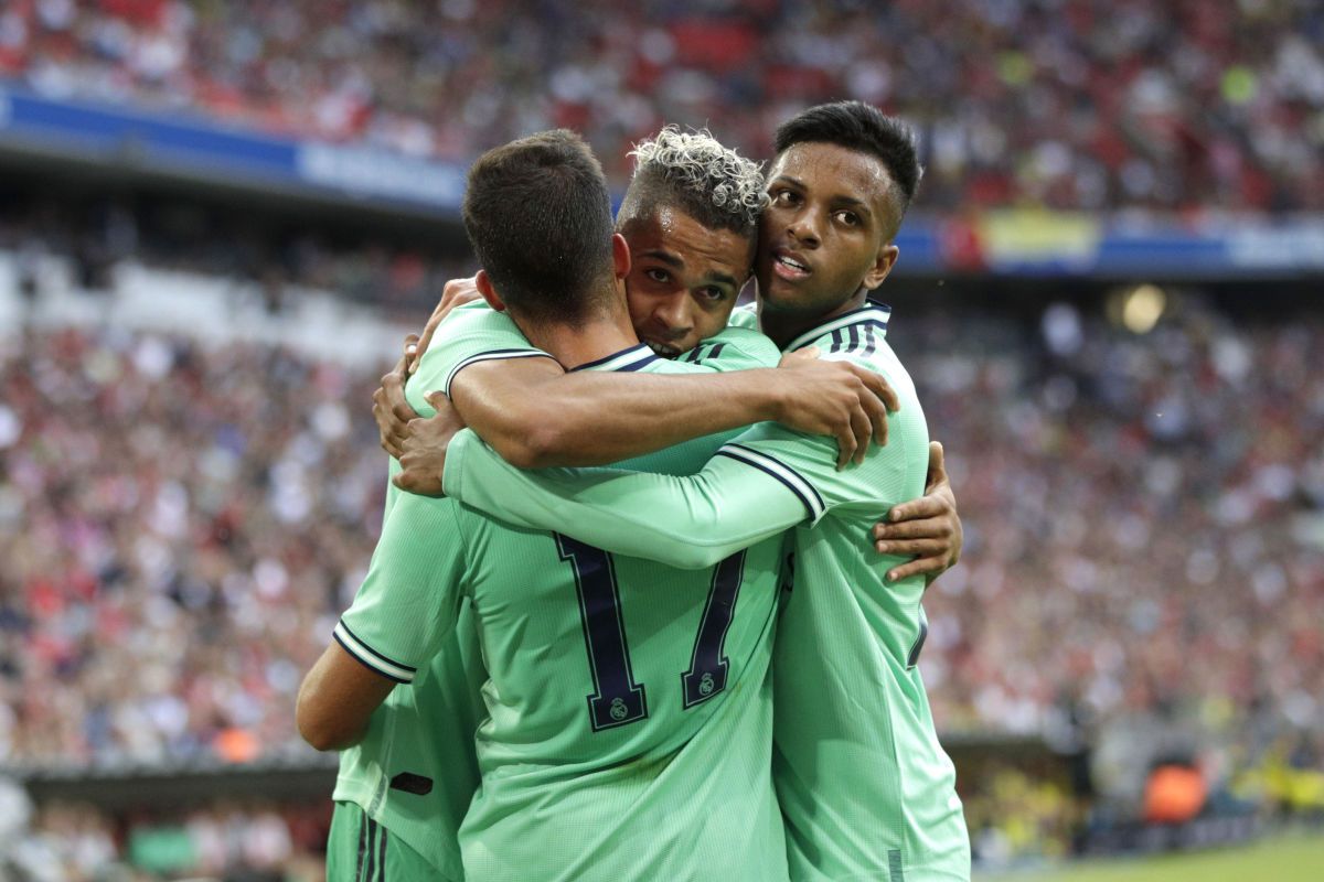 real-madrid-v-fenerbahce-audi-cup-2019-3rd-place-match-5d458ca36bb6c3b47a000001.jpg