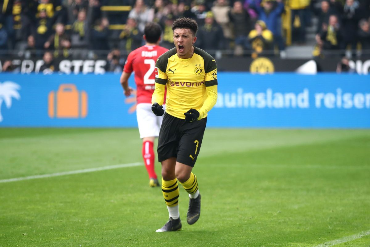 borussia-dortmund-v-1-fsv-mainz-05-bundesliga-5cee9563ecd290e40b000003.jpg