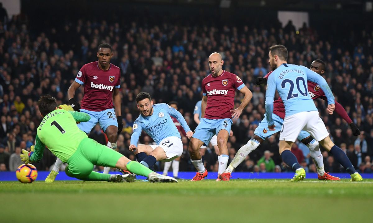 manchester-city-v-west-ham-united-premier-league-5c77b0a906433a822d000001.jpg