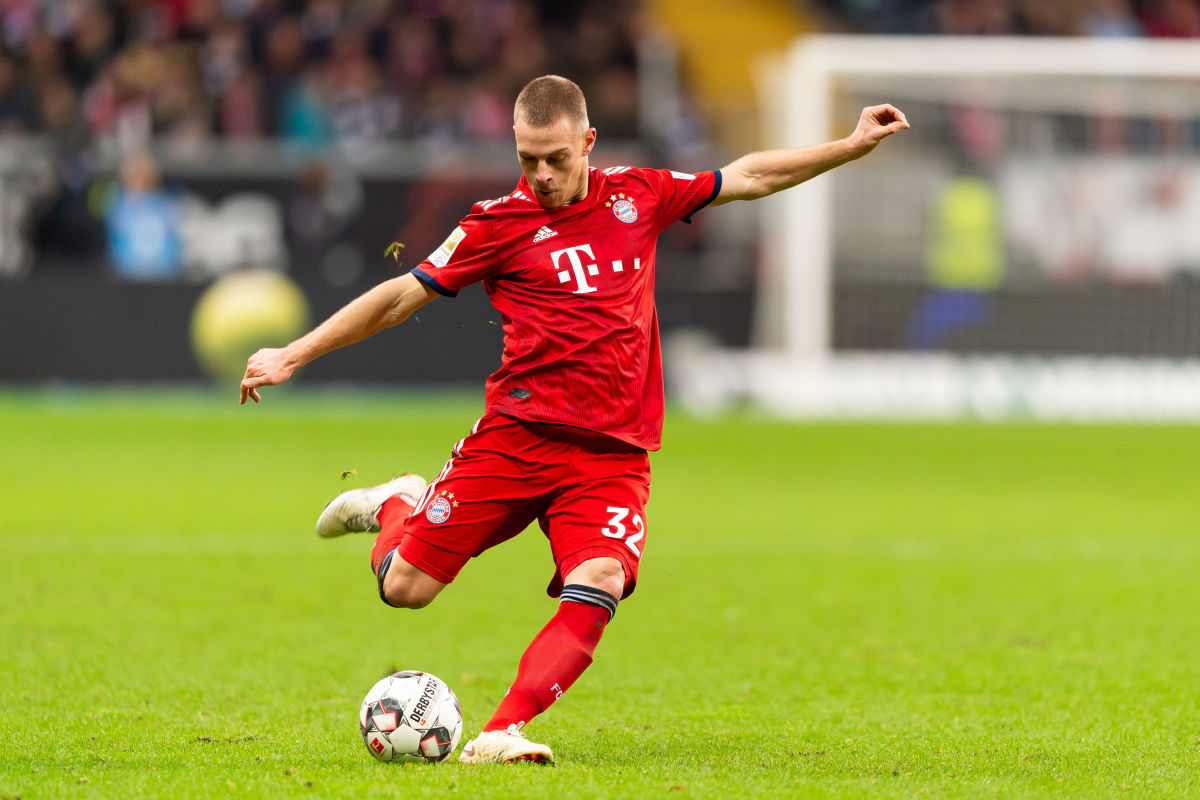 eintracht-frankfurt-v-fc-bayern-muenchen-bundesliga-5c4065fb00a9aa6c46000001.jpg
