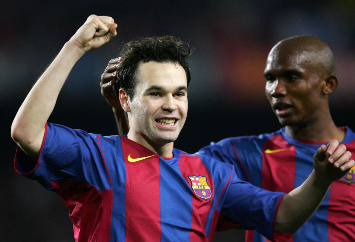 barcelona-s-iniesta-l-and-samuel-eto-5c88f5cbba58566a3a00000c.jpg