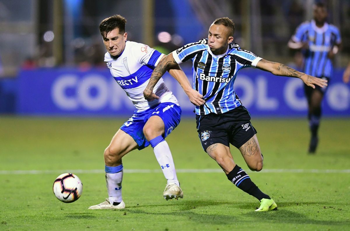 fbl-libertadores-catolica-gremio-5d2b0b51f9c6ecc330000001.jpg