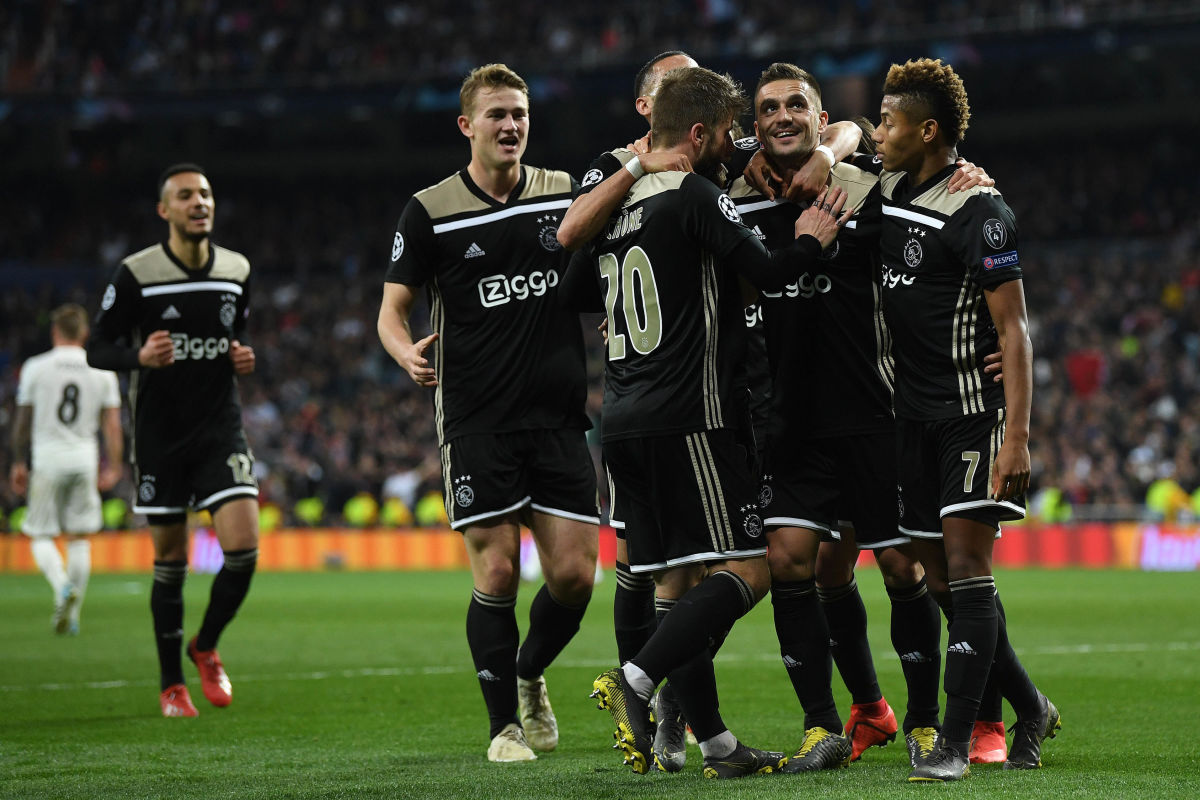real-madrid-v-ajax-uefa-champions-league-round-of-16-second-leg-5c8fbc608d4961f49f000001.jpg