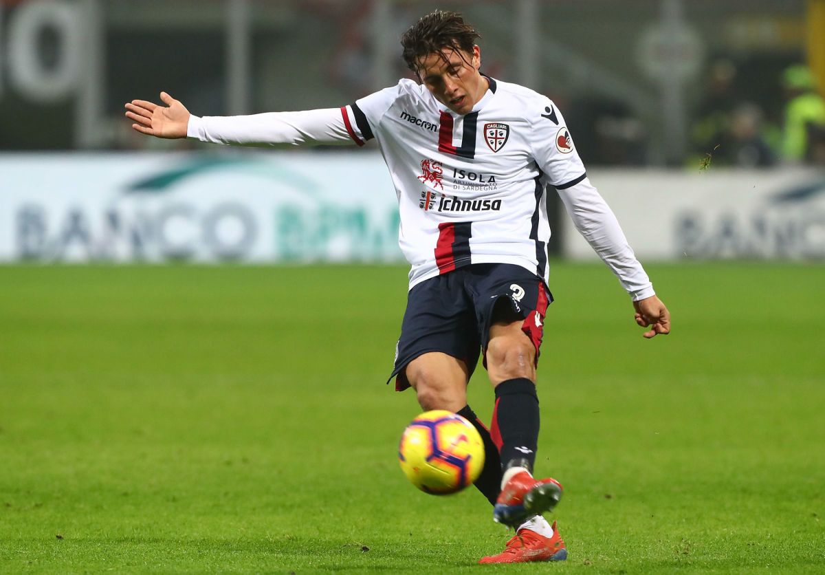 ac-milan-v-cagliari-serie-a-5d19d508d4441b0196000001.jpg