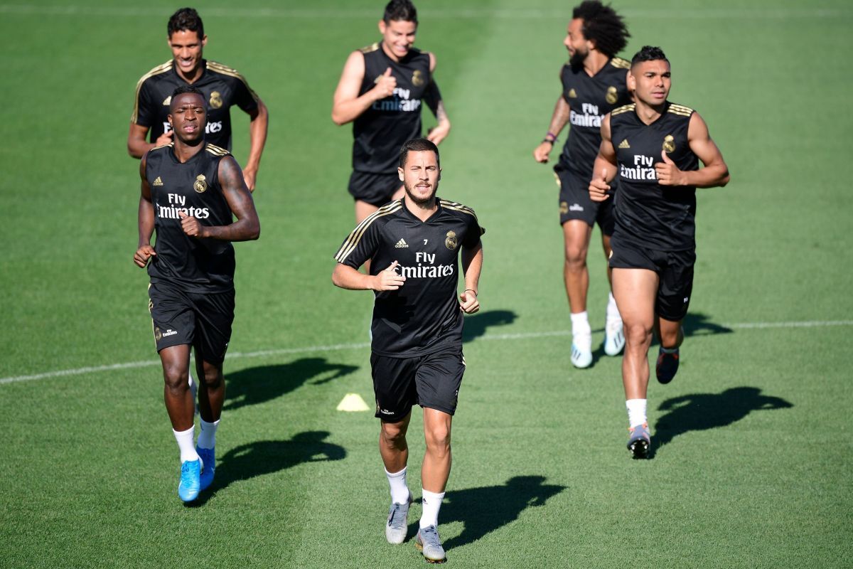topshot-fbl-esp-liga-real-madrid-training-5d59034587ca980f87000001.jpg