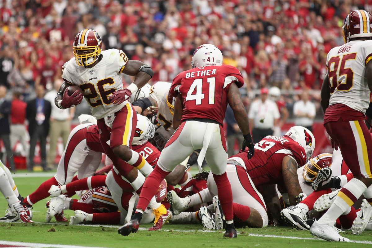 adrian-peterson-cardinals_0.jpg