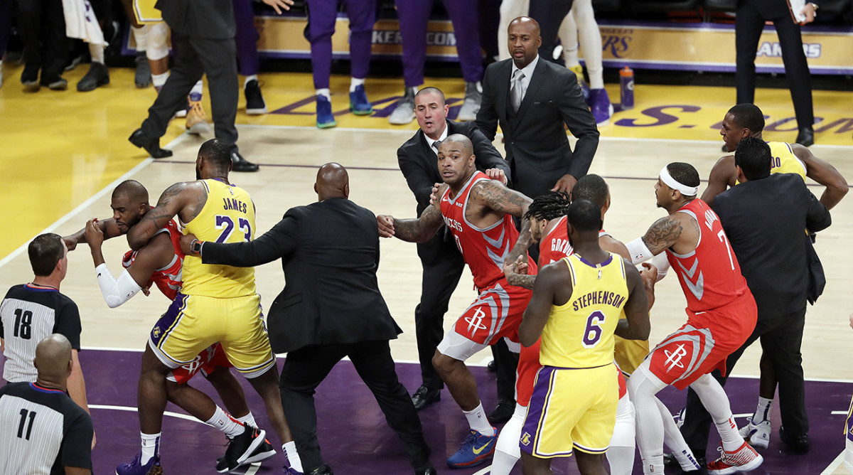 cp3-rondo-fight-lead.jpg