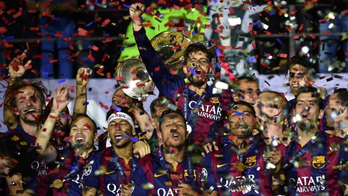 fbl-eur-c1-juventus-barcelona-final-trophy-5c2a240405d15664e1000002.jpg