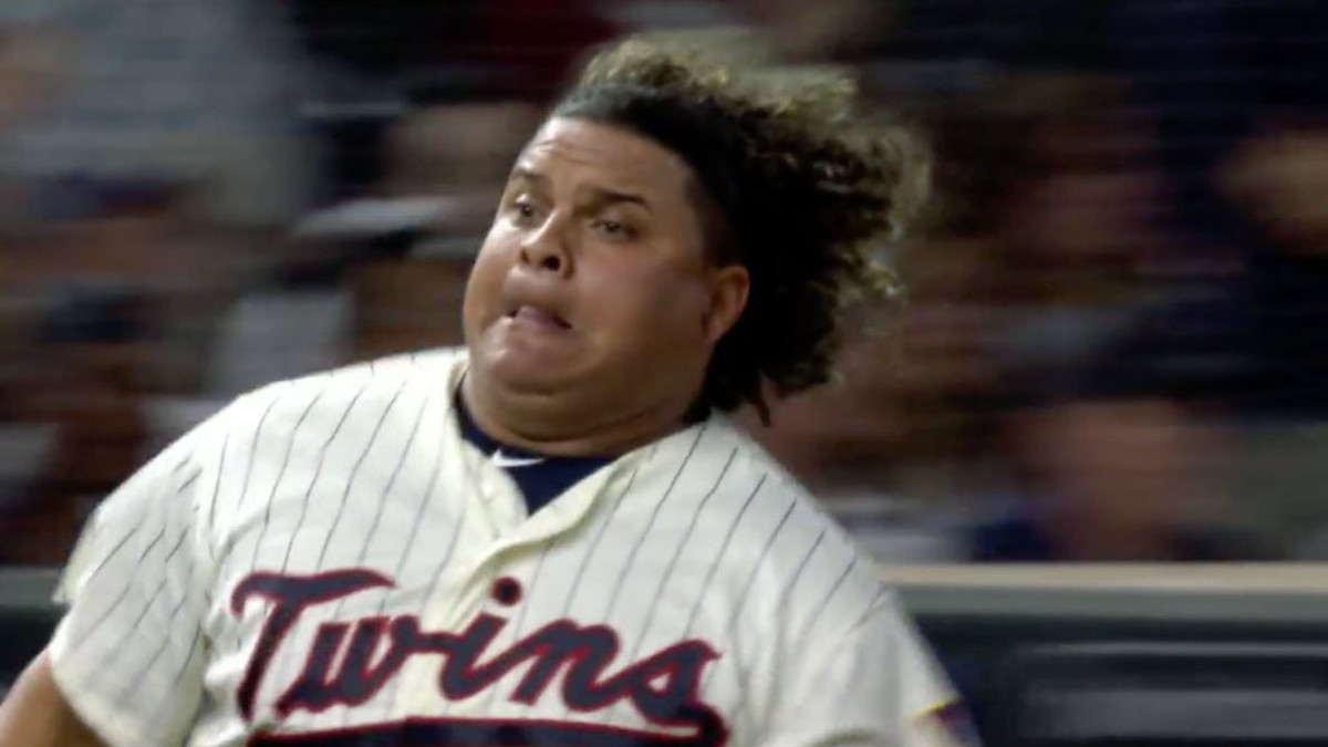 Willians Astudillo: Twins catcher scores from first (video) - Sports  Illustrated