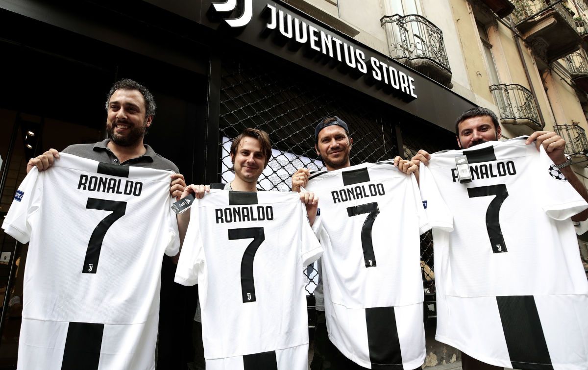 topshot-fbl-ita-serie-a-juventus-ronaldo-5b5c4ddf347a02ba9a000042.jpg