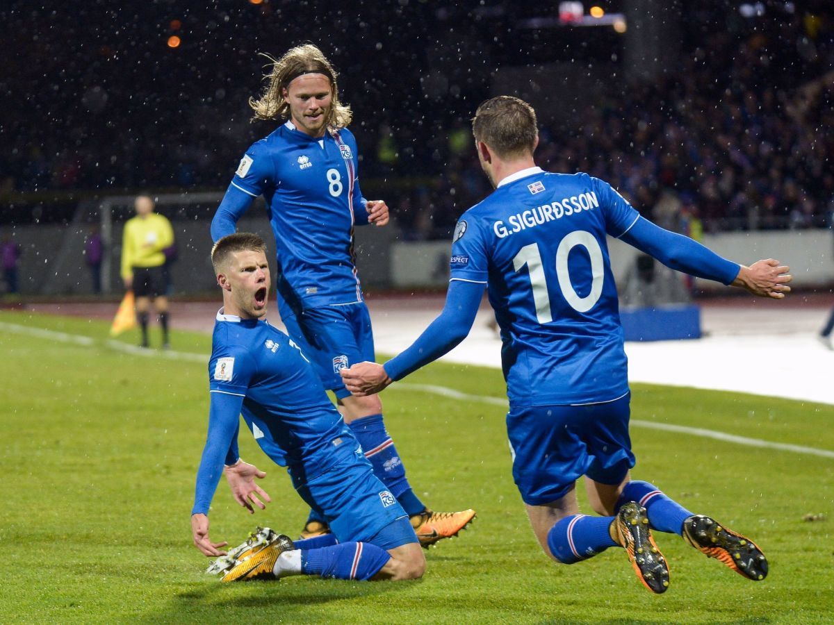 TOPSHOT-FBL-WC-2018-QUALIFIER-ISL-KOS