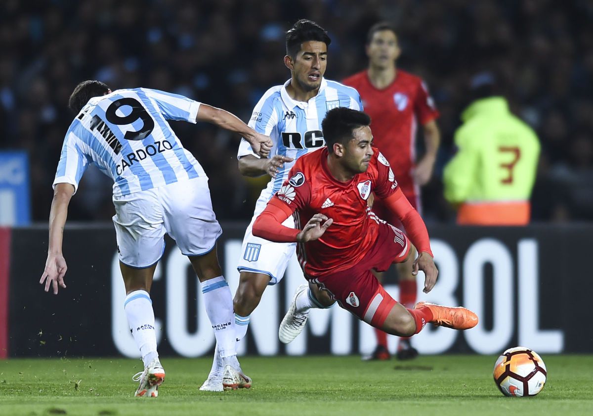 racing-club-v-river-plate-copa-conmebol-libertadores-2018-5b858f729878746000000002.jpg