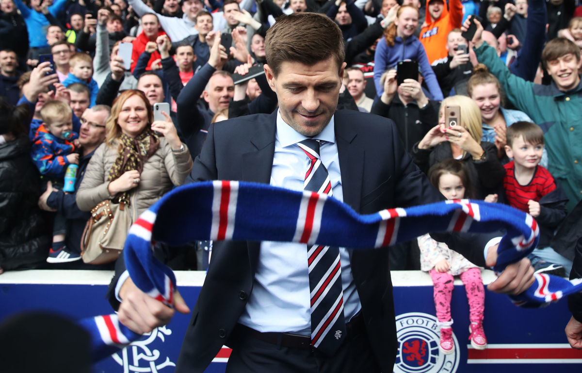 steven-gerrard-is-unveiled-as-the-new-manager-at-rangers-5b3b5f107134f63808000011.jpg