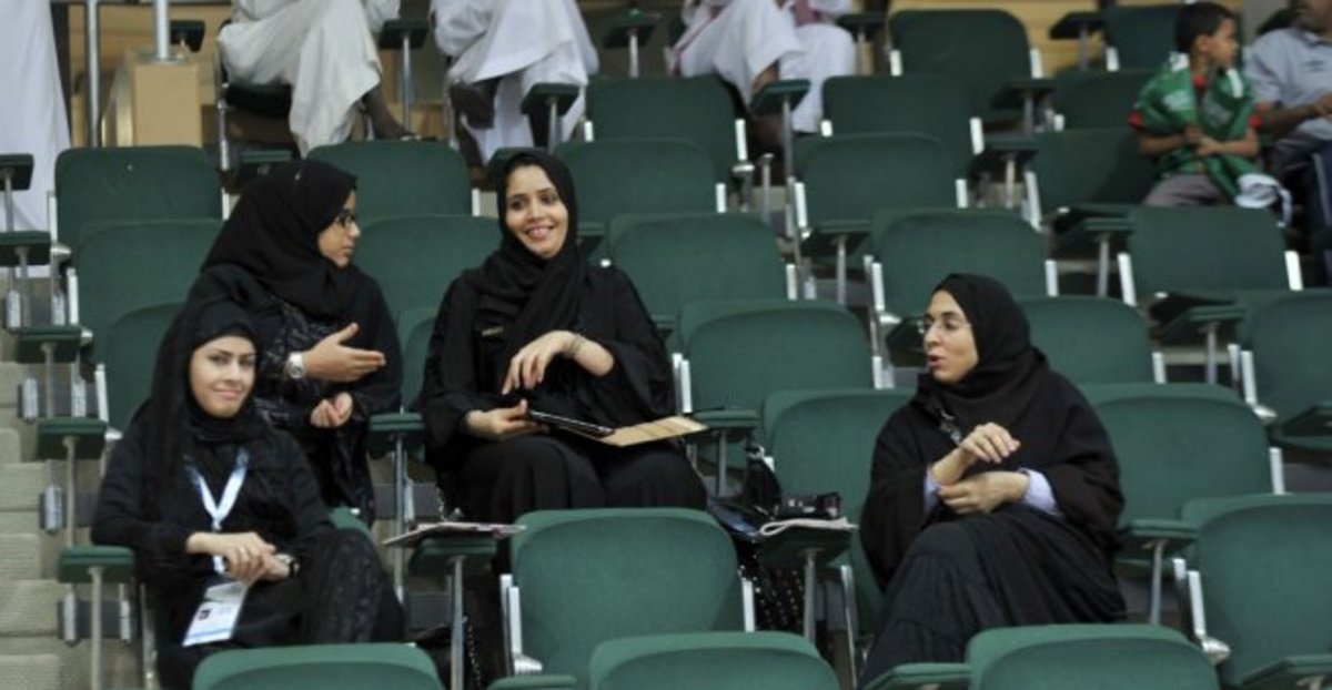 Resultado de imagen para arabia saudita mujeres futbol