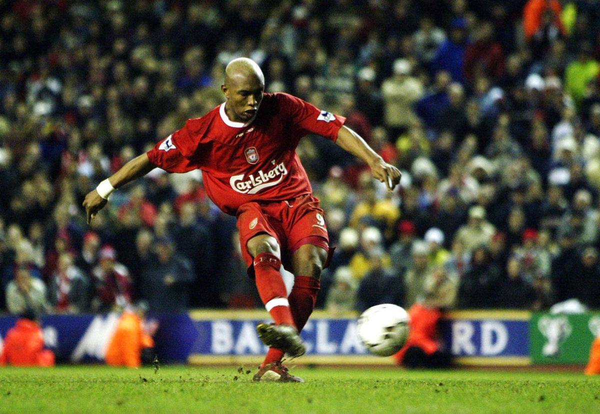 El Hadji Diouf scores the winning penalty