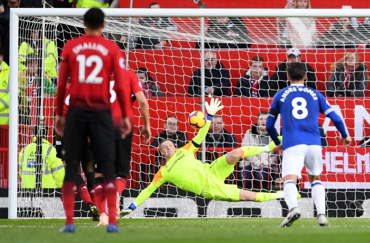 manchester-united-v-everton-fc-premier-league-5bd62316783246a1c3000001.jpg